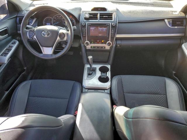 Toyota Camry L Image 8