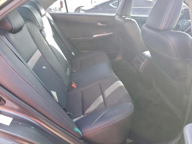 Toyota Camry L Image 10