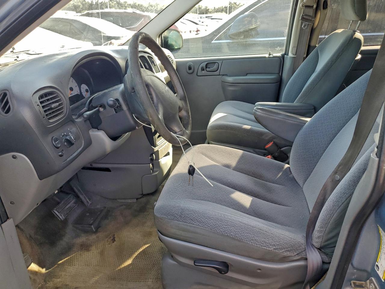 Dodge Caravan Se Image 3