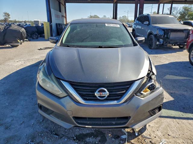 Nissan Altima 2.5 Image 7