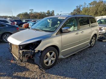  Salvage Volkswagen Routan