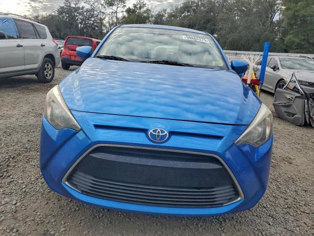 Toyota Yaris Image 10