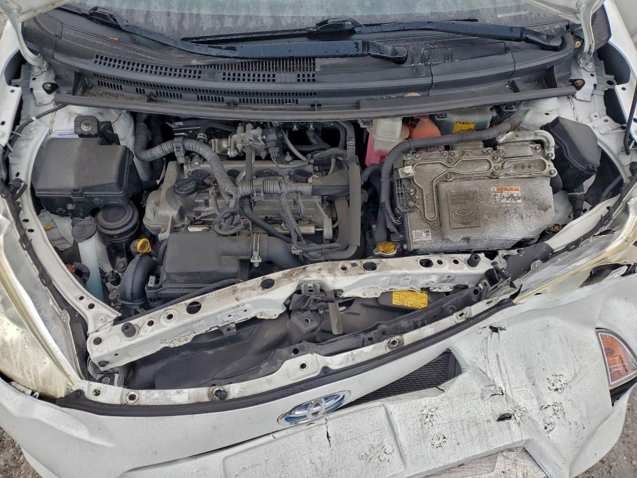 Toyota Prius Image 12