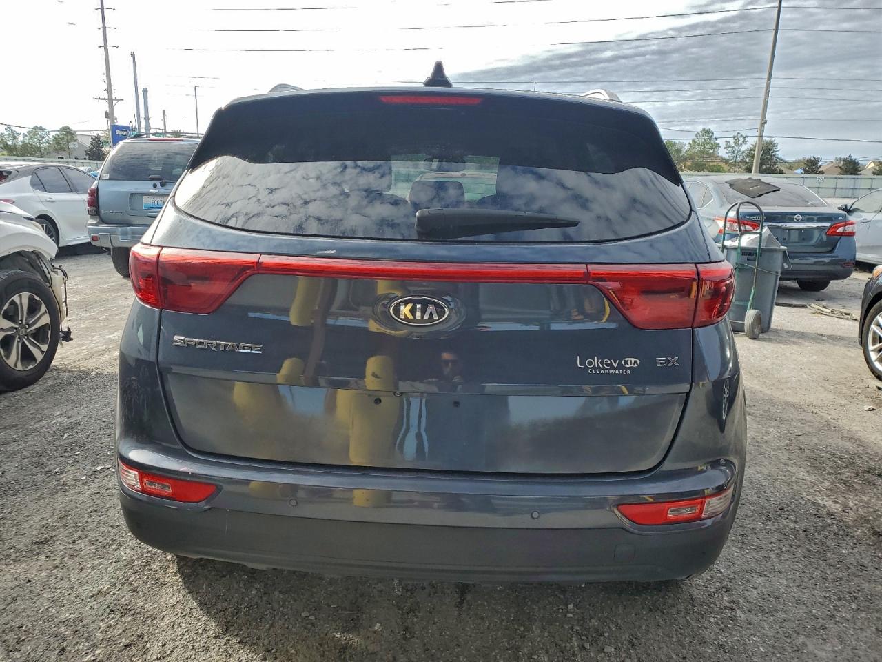 Kia Sportage Ex Image 3