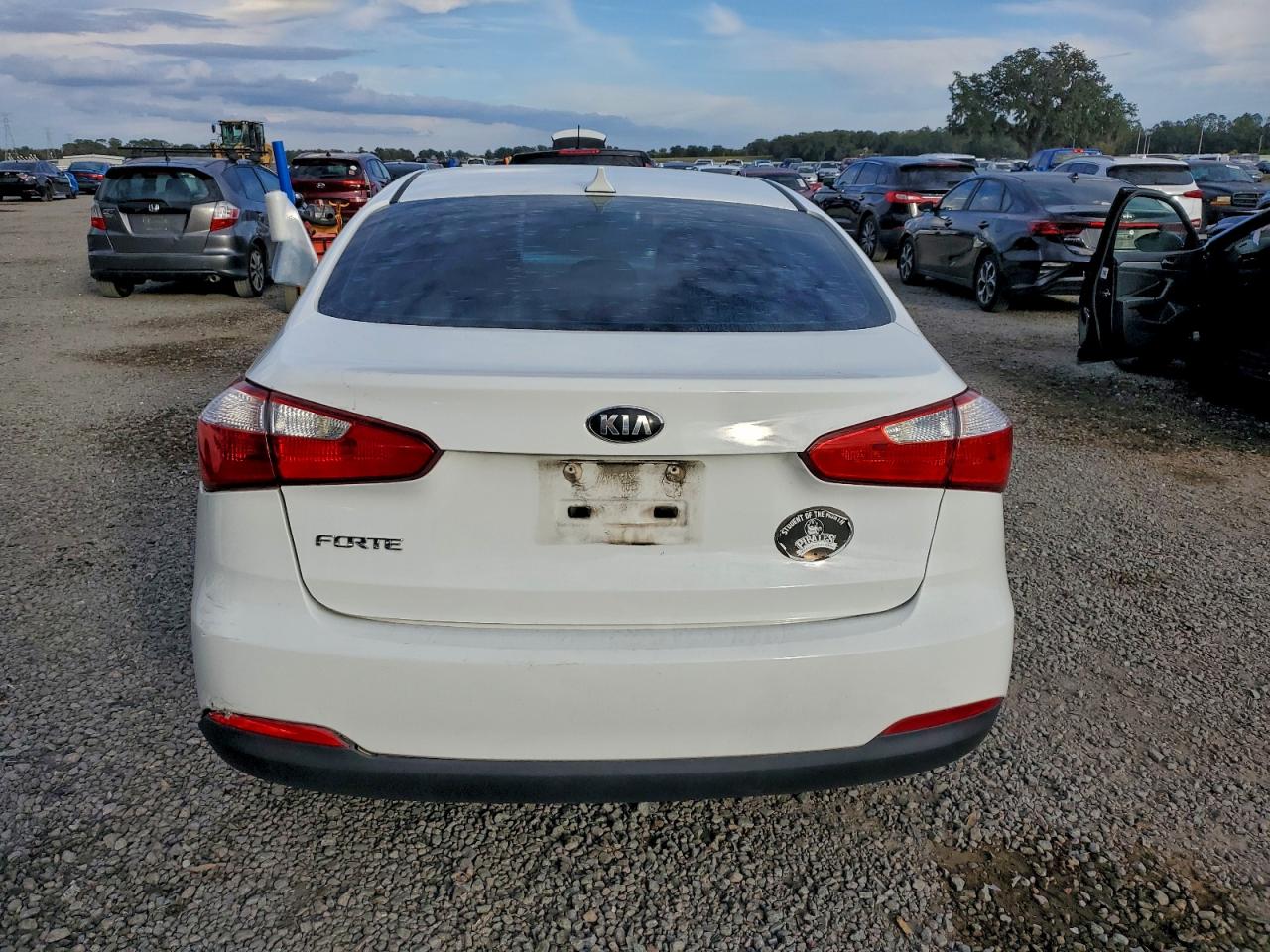 Kia Forte Lx Image 3