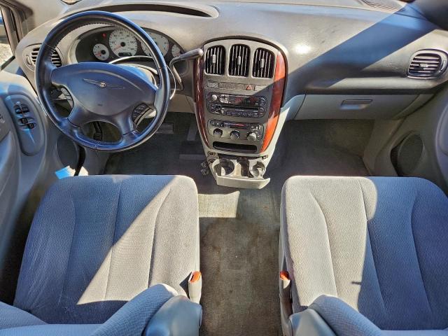 Chrysler Minivan Touring Image 10