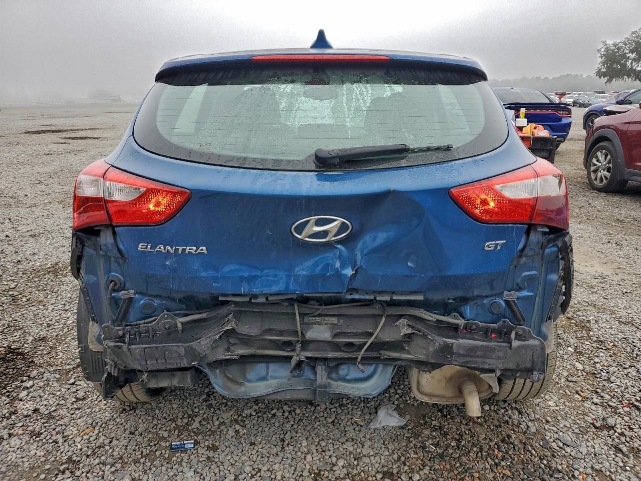 Hyundai ELANTRA Image 8