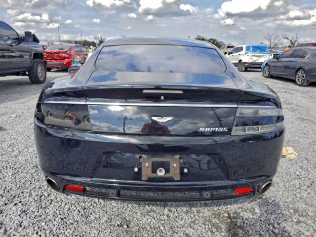 Aston Martin Rapide Image 7