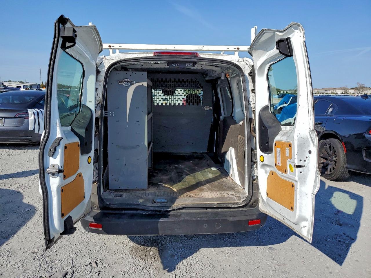 Ford Transit Xl Image 4
