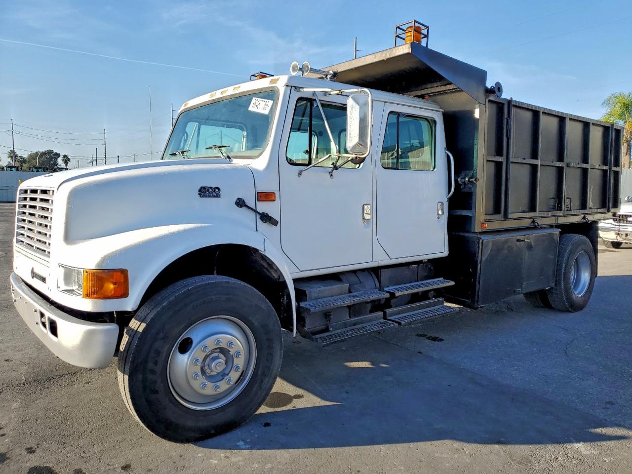 International 4000 Serie 4700 Image 2