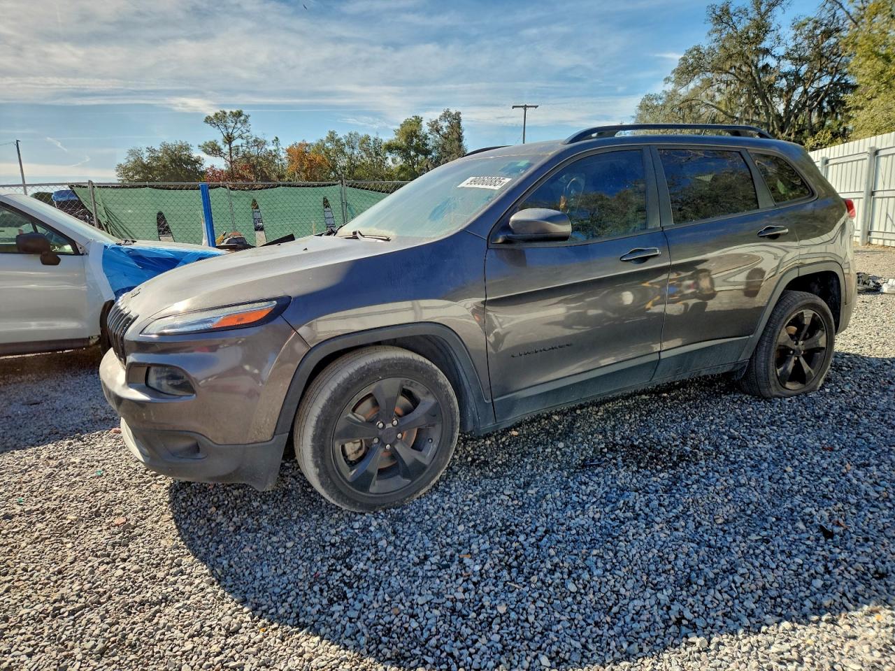 Jeep Grand Cherokee Latitude Image 1