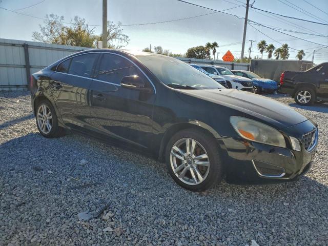 Volvo S60 T5 Image 12