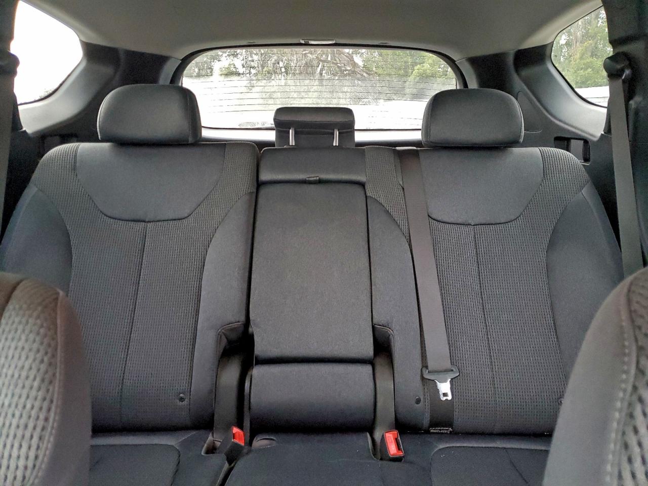 Hyundai SANTA FE Se Image 10