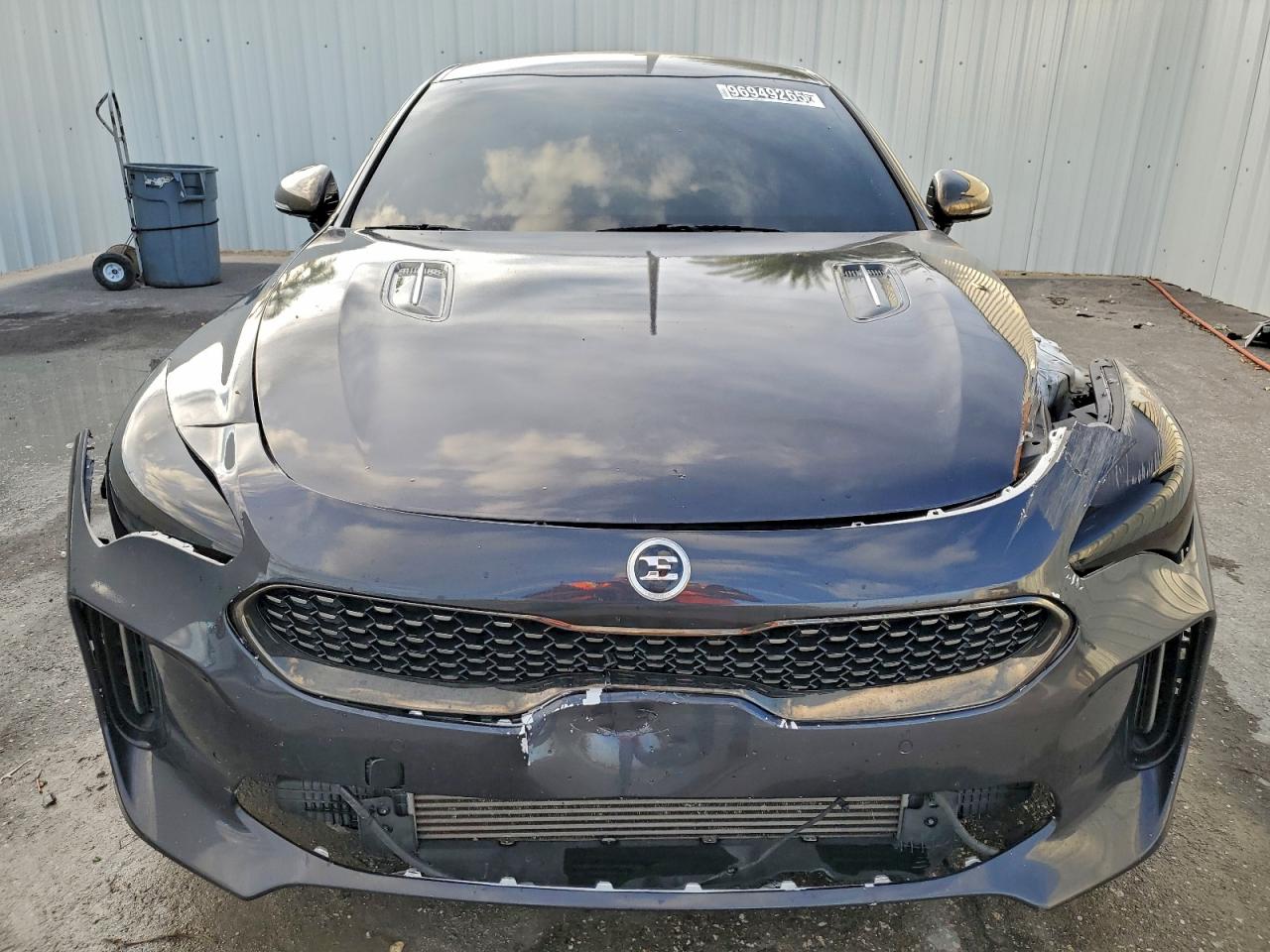 Kia Stinger Gt Image 4