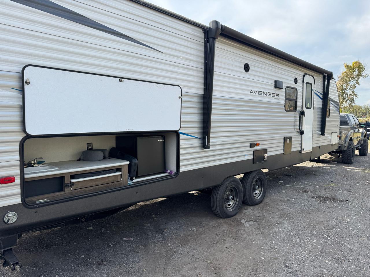 Prime Time Avenger Image 9