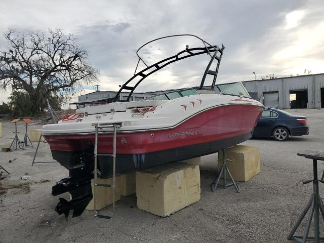 Chaparral Boat Image 9