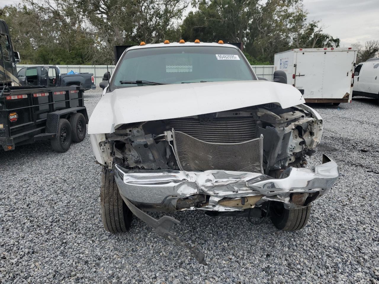 Ford F-530 Super Duty Image 10