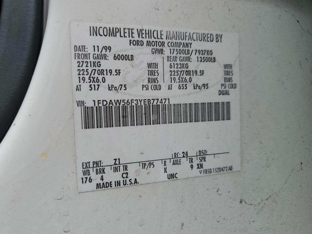 Ford F-530 Super Duty Image 11