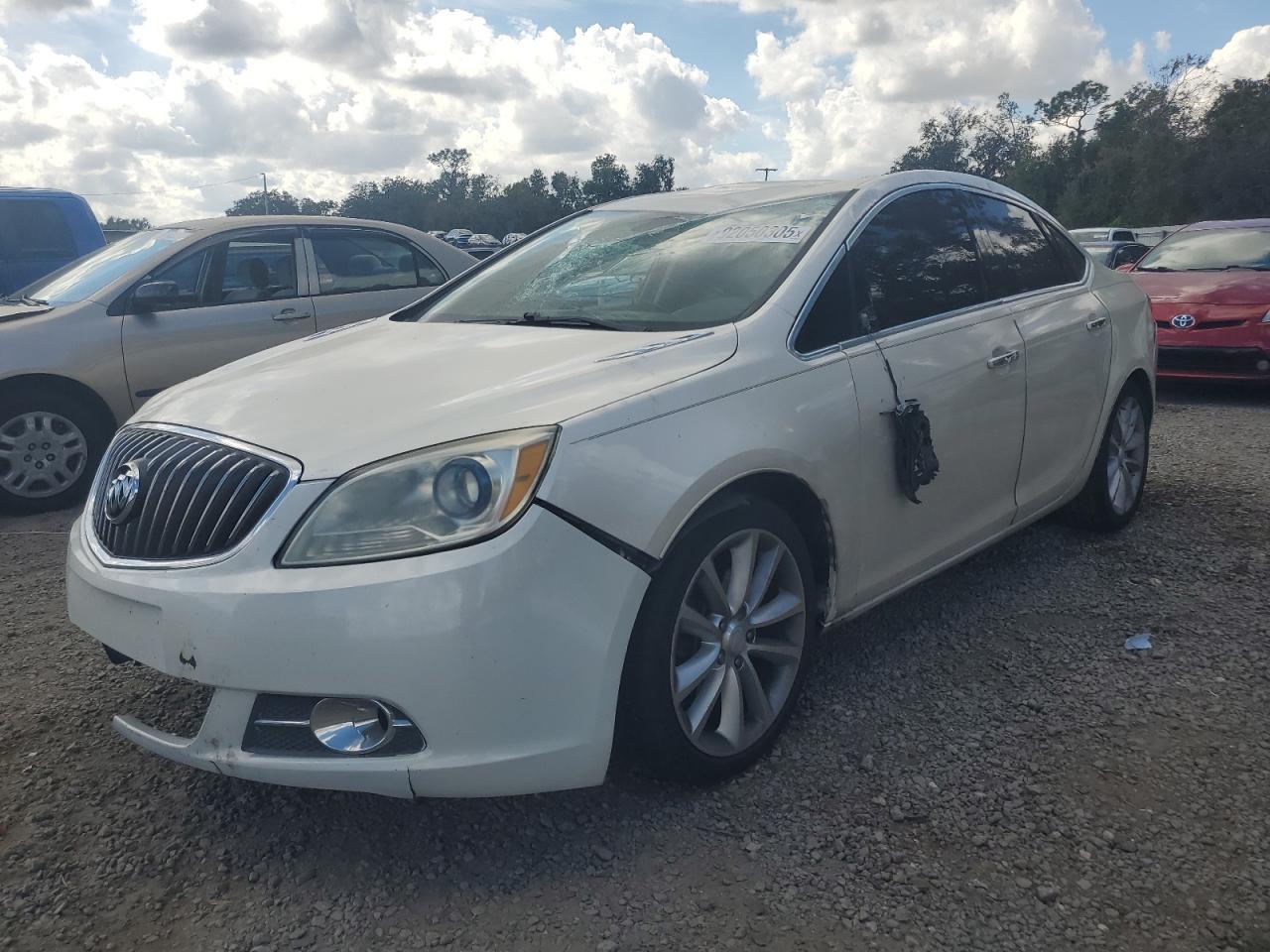 Buick Verano Image 1