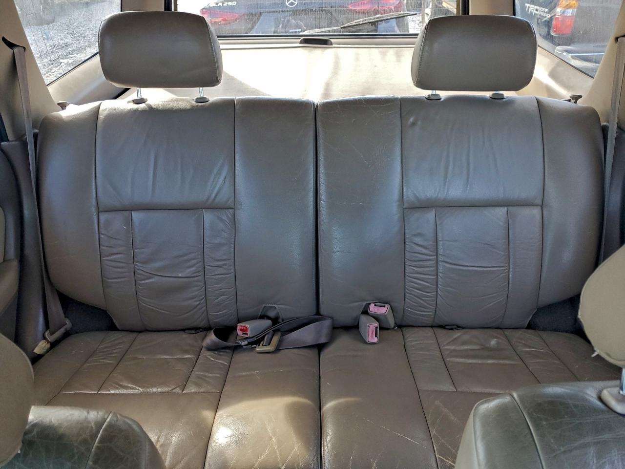 Toyota 4Runner Limited Image 9