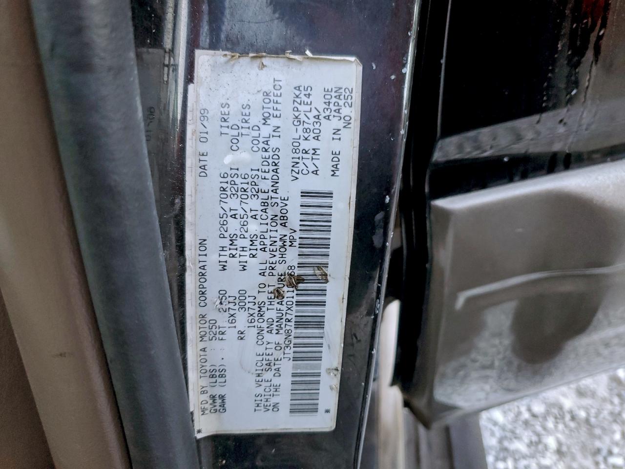 Toyota 4Runner Limited Image 6