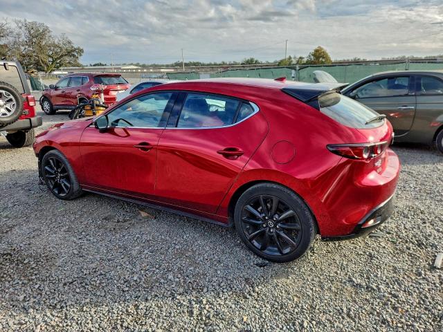 Mazda 3 Premium Plus Image 4