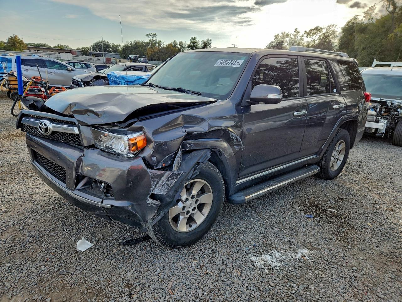 Toyota 4Runner Sr5 Image 1