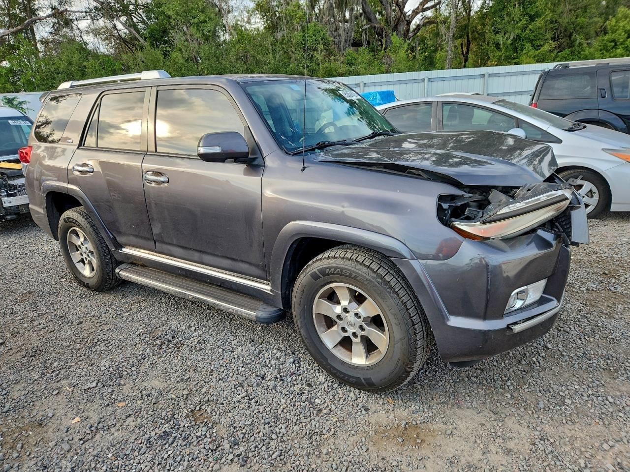 Toyota 4Runner Sr5 Image 4