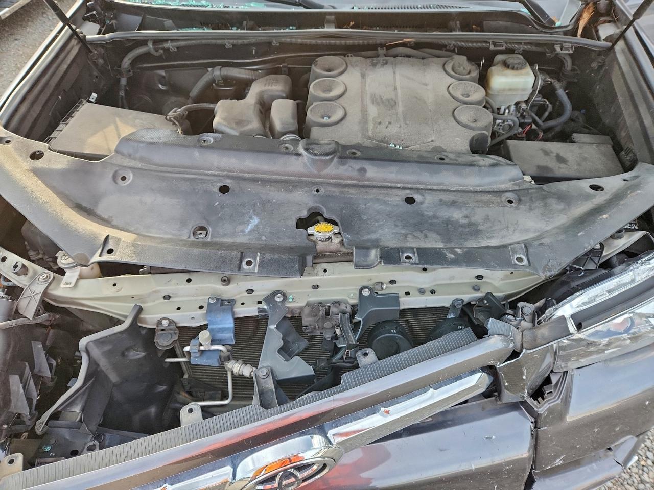 Toyota 4Runner Sr5 Image 7