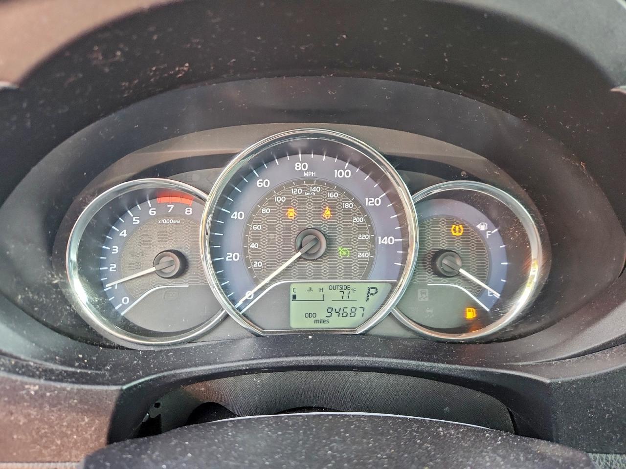 Toyota Corolla L Image 6