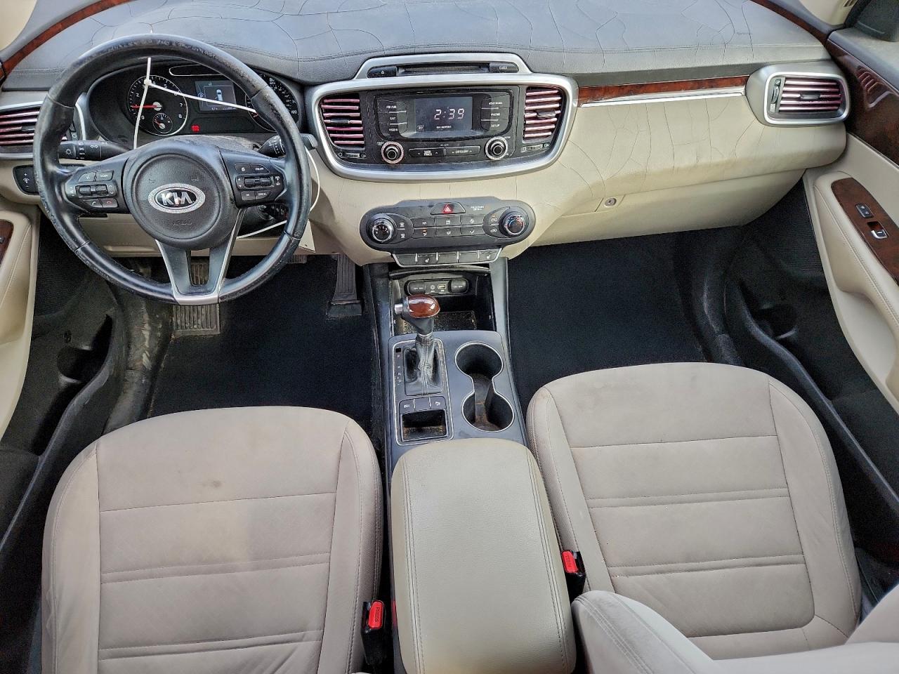 Kia Sorento Lx Image 10