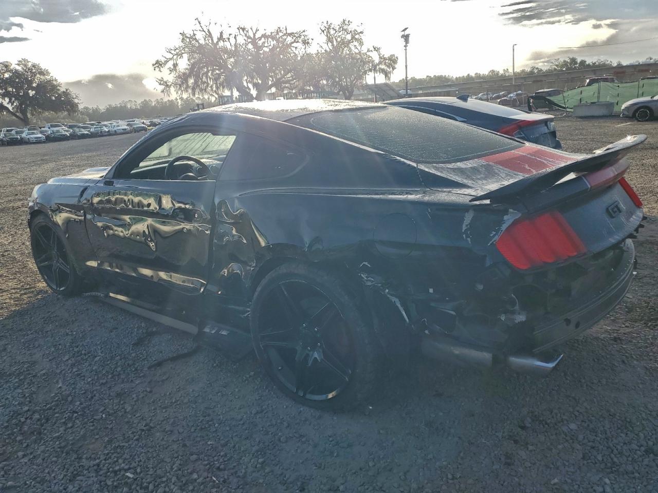 Ford Mustang Gt Image 8