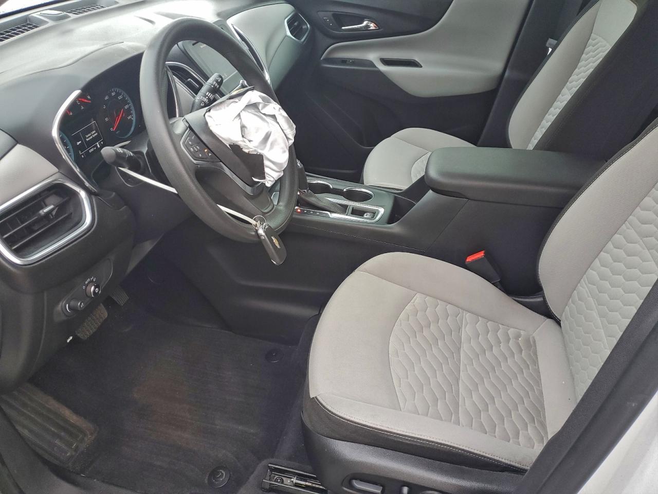 Chevrolet Equinox Ls Image 5