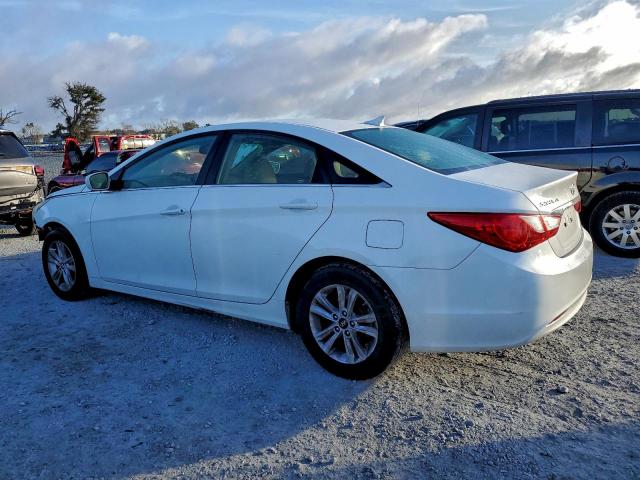 Hyundai SONATA Gls Image 2