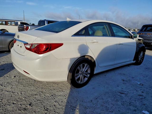 Hyundai SONATA Gls Image 8