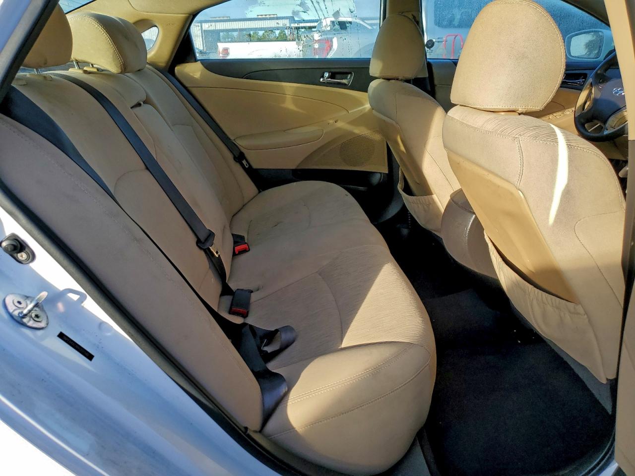 Hyundai SONATA Gls Image 10