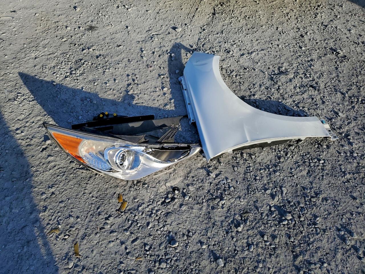 Hyundai SONATA Gls Image 13