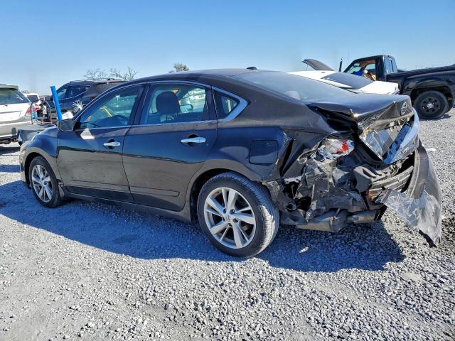 Nissan Altima 2.5 Image 3