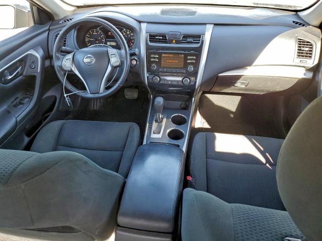 Nissan Altima 2.5 Image 6