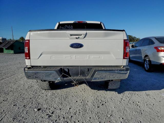 Ford F-150 Supercrew Image 3