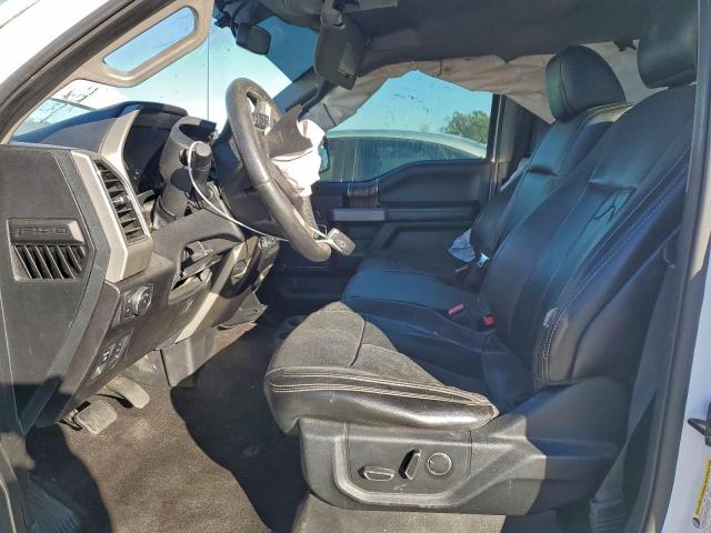 Ford F-150 Supercrew Image 13