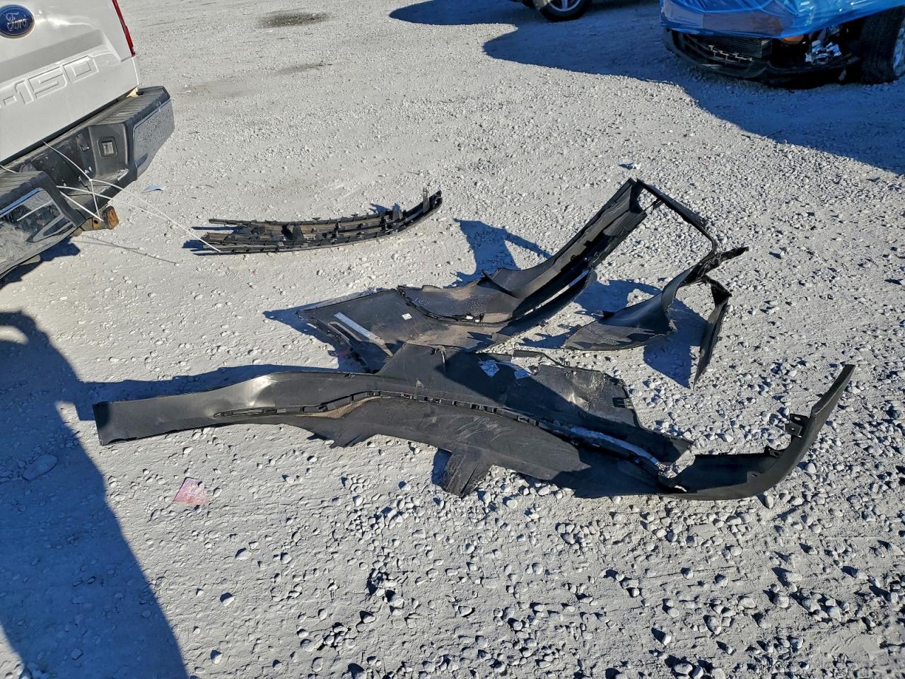 Ford F-150 Supercrew Image 12