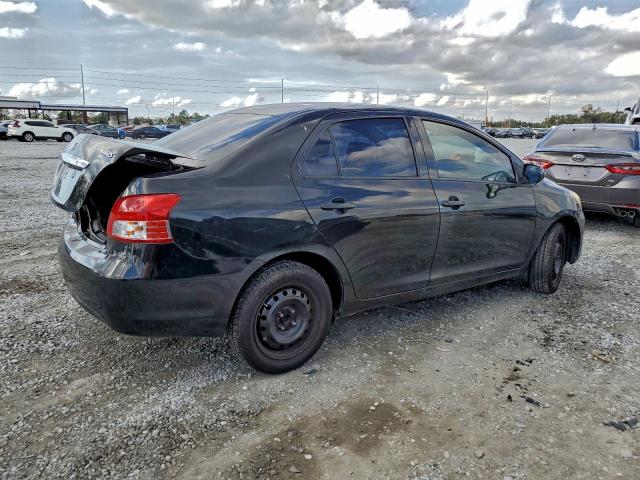 Toyota Yaris Image 11