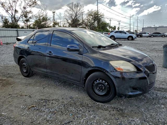 Toyota Yaris Image 12