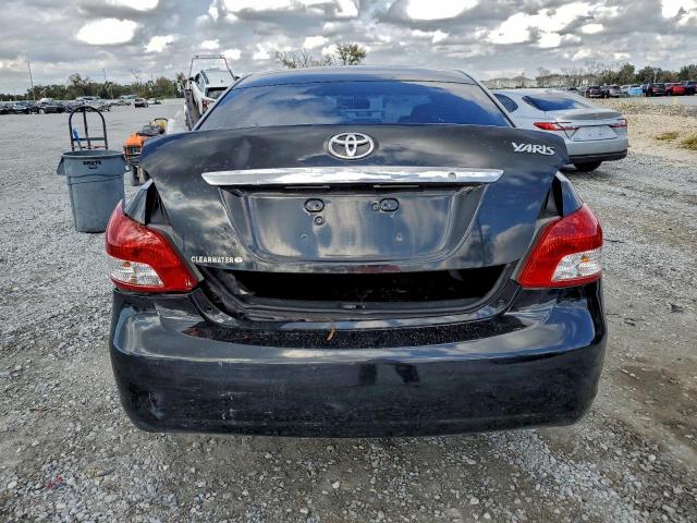 Toyota Yaris Image 3