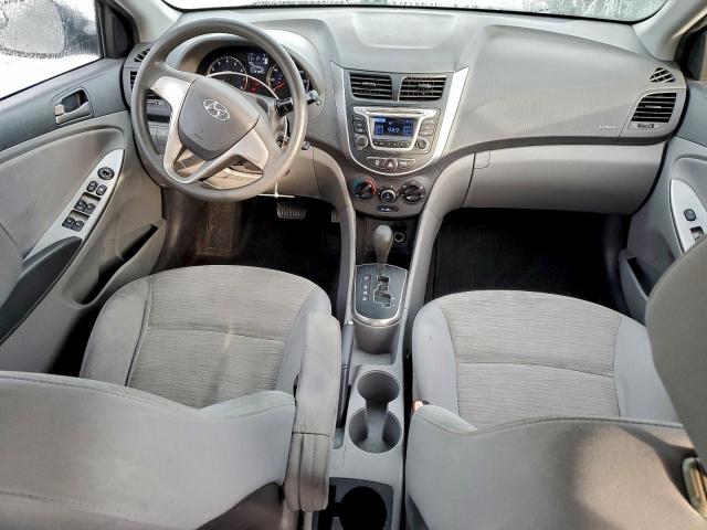 Hyundai ACCENT Se Image 8