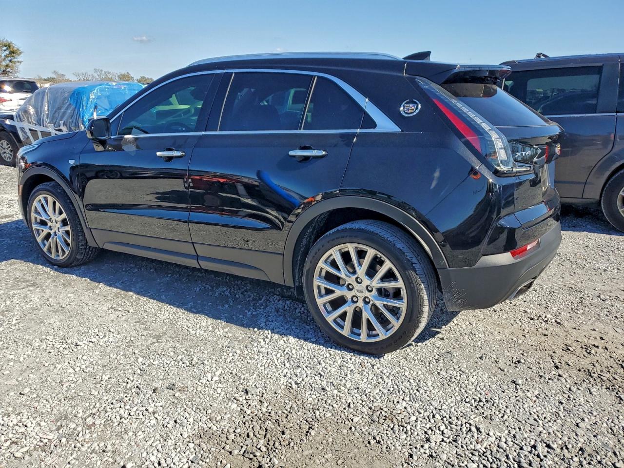 Cadillac XT4 Luxury Image 2