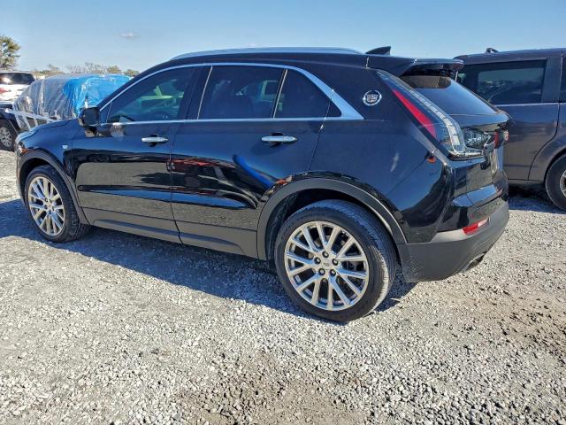 Cadillac XT4 Luxury Image 2