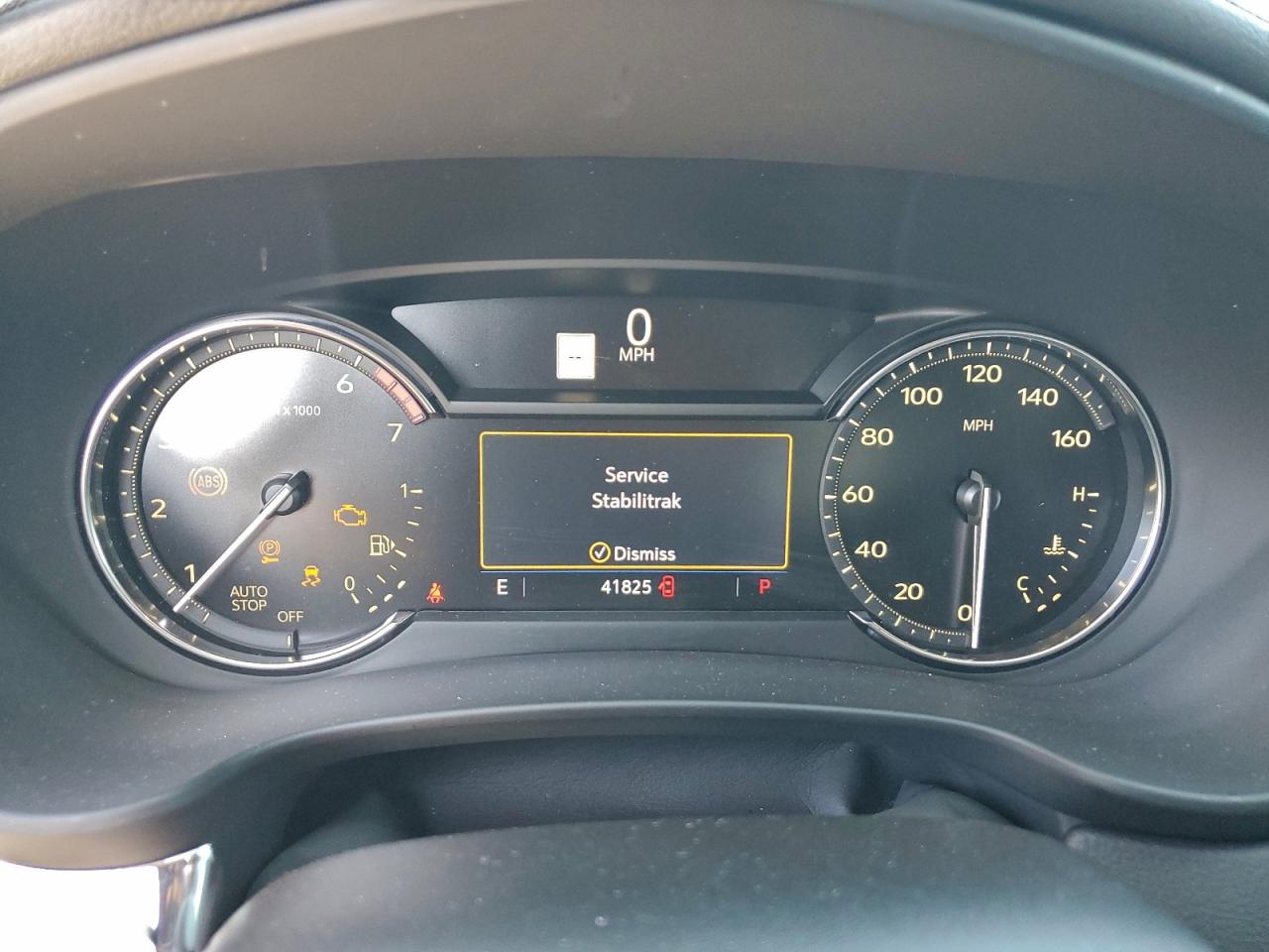 Cadillac XT4 Luxury Image 12