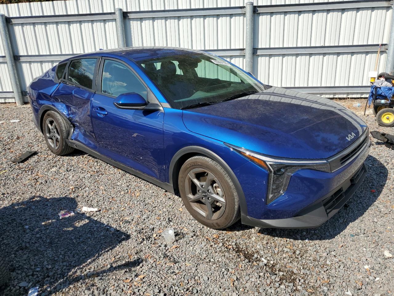 Kia K4 Lx Lx Image 4